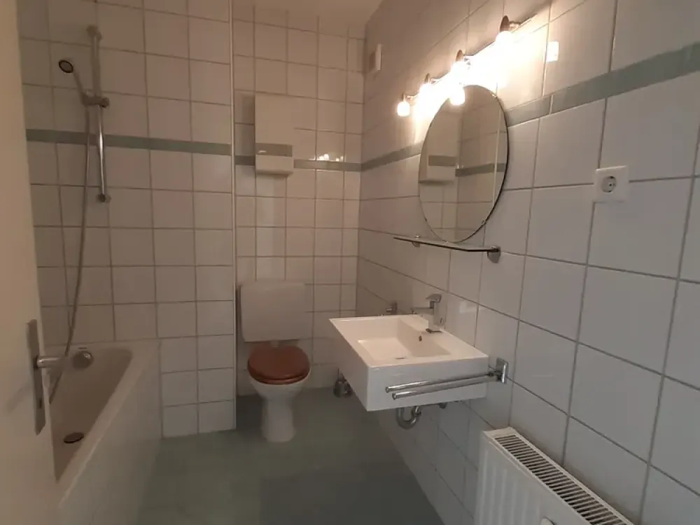 Lichtdurchflutete 2,5 Zimmer Wohnung in Top Lage