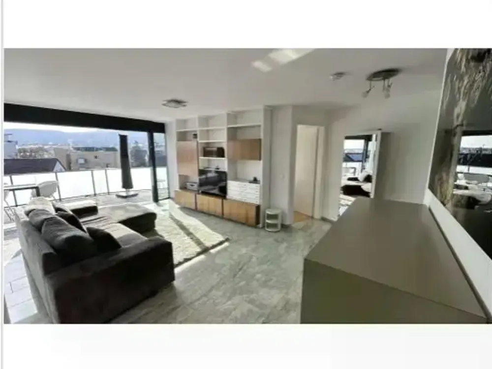Alltagstaugliches Penthouse mit 3,5 Zimmern in Gerlingen