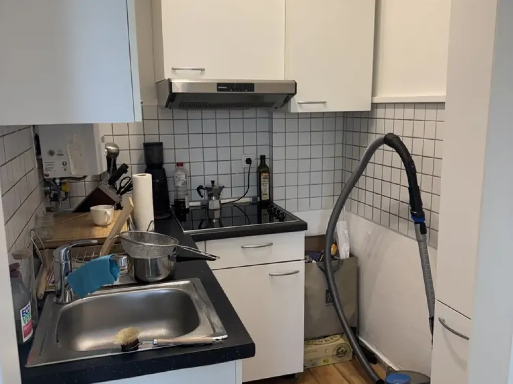 Kleines Appartement zur Miete in Düsseldorf