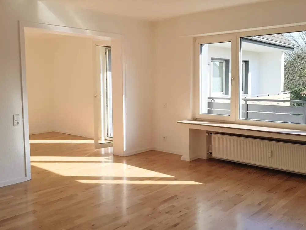 Helle 3-Zimmer-Wohnung mit Süd-Ost-Balkon und großem Spiel- und Hobbykeller mit WC