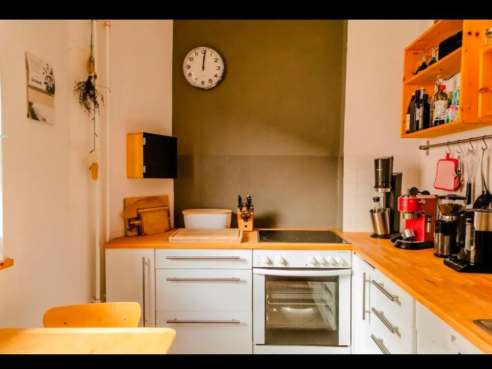 Furnished Flat - October -December - with Registration(Anmeldung)