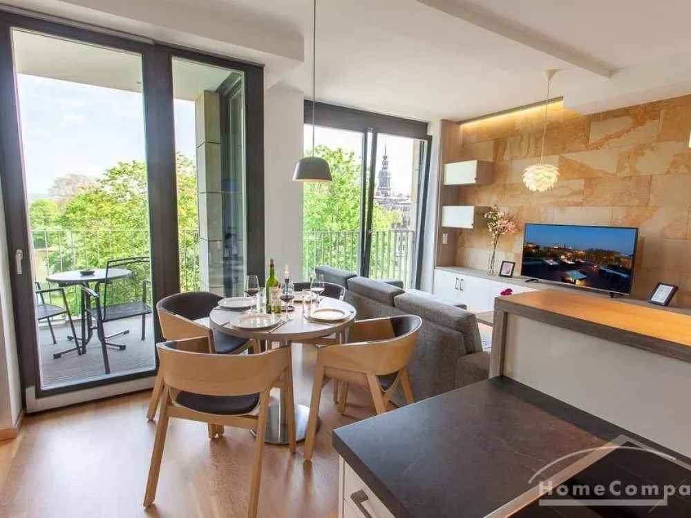 274762 HomeCompany Dresden Furnished Exclusive 2-Room Apartment in Dresden-Altstadt Near Frauenkirche max. 4 Persons!