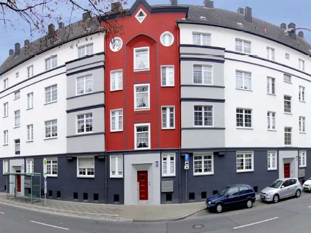 Charmante Altbauwohnung mit großzügiger Wohnküche
