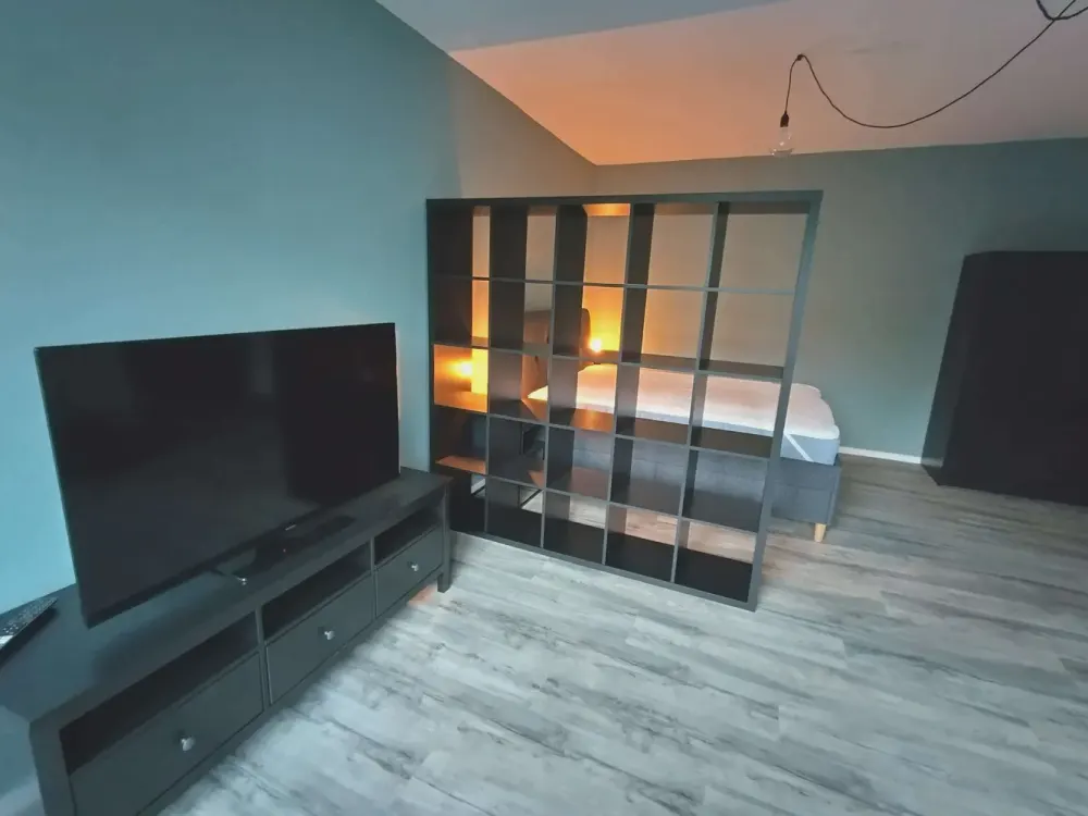 Komplett Möblierte 1,5 Zimmer Wohnung