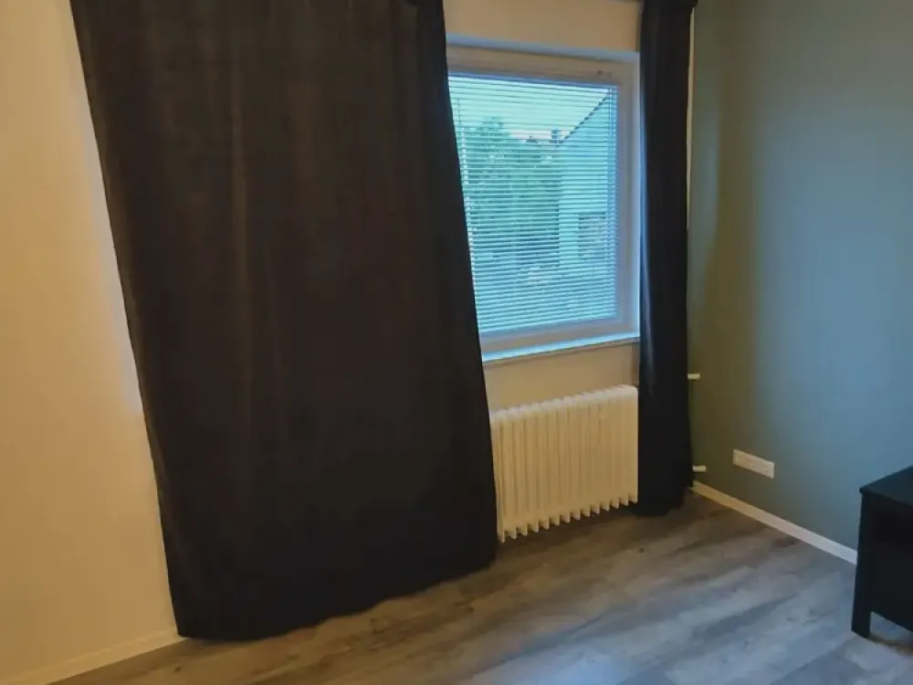 Komplett Möblierte 1,5 Zimmer Wohnung
