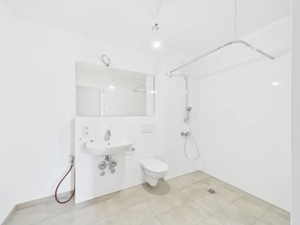 Freifinanzierte gut geschnittene 3-Zimmer-Wohnung