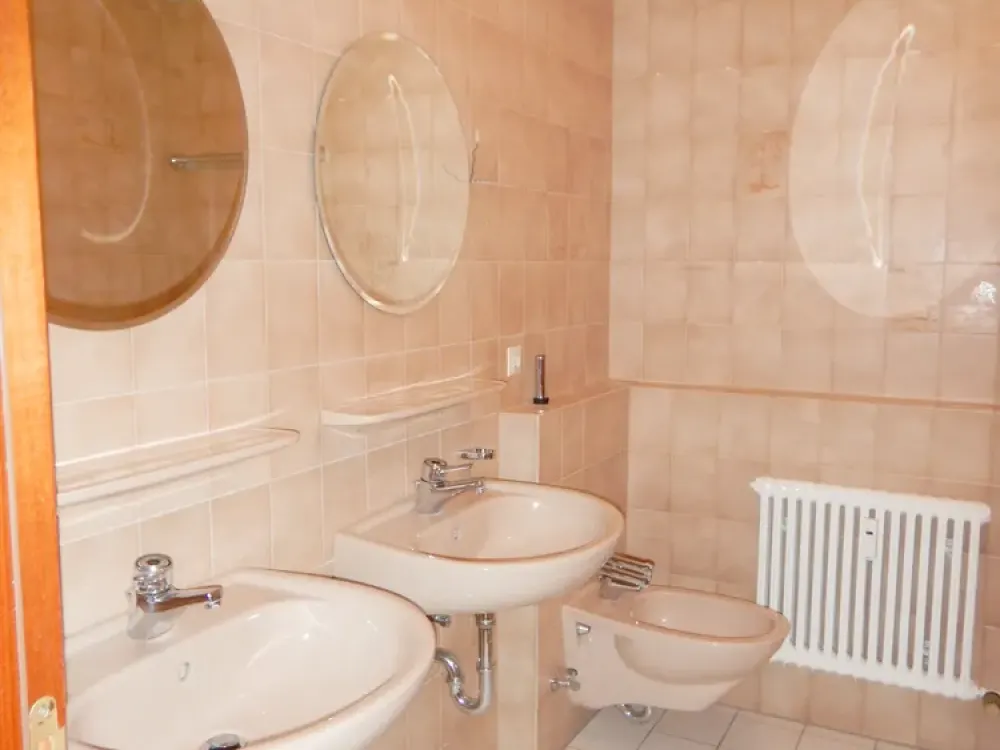 ***Großzügige 3-Zimmer-Wohnung mit Balkon in Stuttgart-Riedenberg***