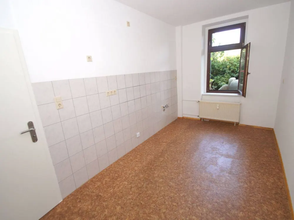 1-Zimmer-Wohnung im Erdgeschoß mit Wintergarten, Dusche