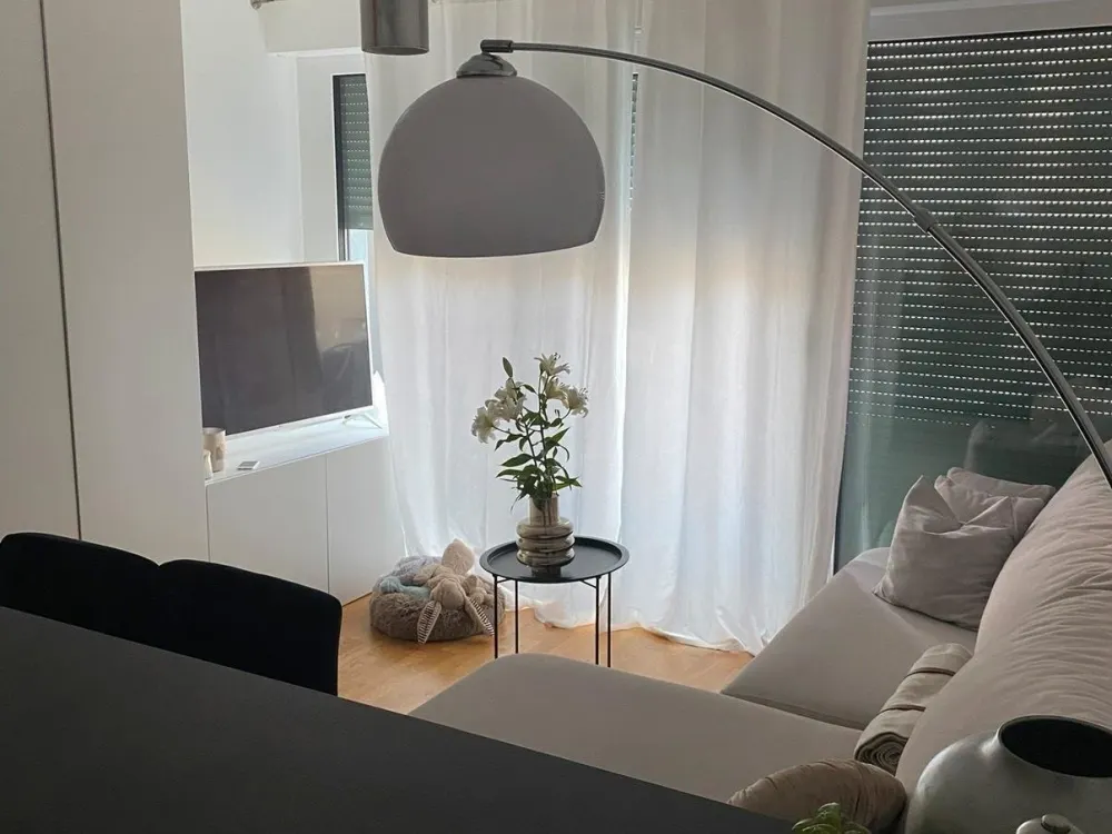 1-Zimmer-Wohnung mit sonnigem Balkon 30 m