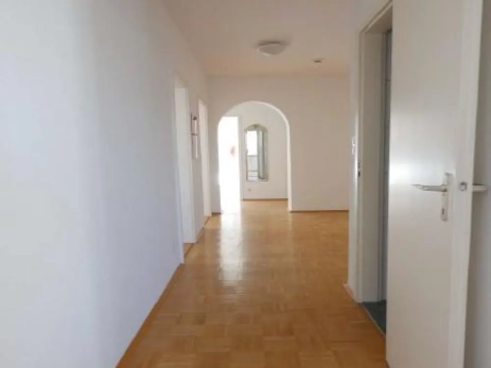 Gepflegte Vierzimmerwohnung in Ramersdorf