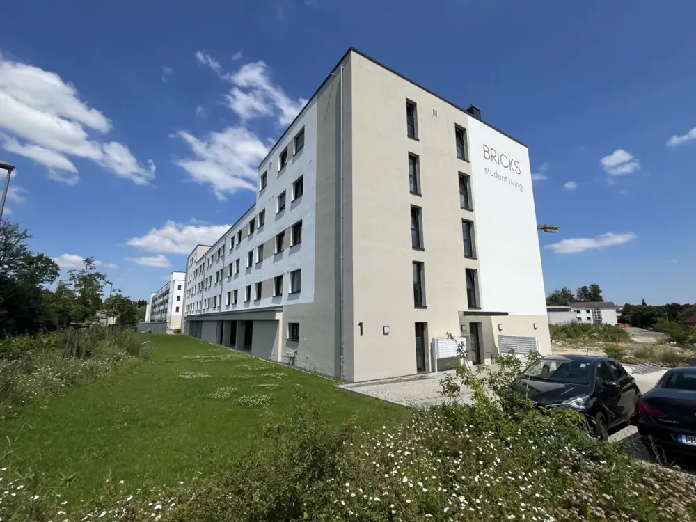 Modern New-Build Apartment