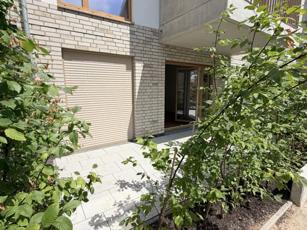 Stilvoll wohnen nahe HafenCity - Neubau-Erstbezug mit Süd-Terrasse & EBK - 2 Zi. teilmöbliert