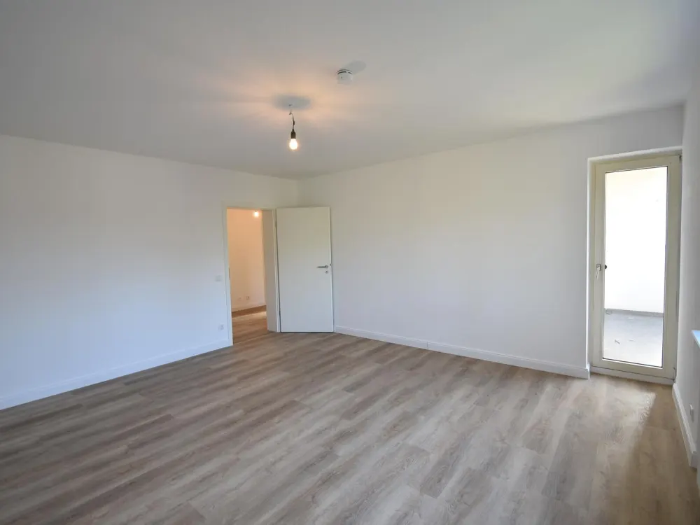 Frisch renoviert! Ideal geschnittene 3-Zimmer-Wohnung mit 2 Balkonen