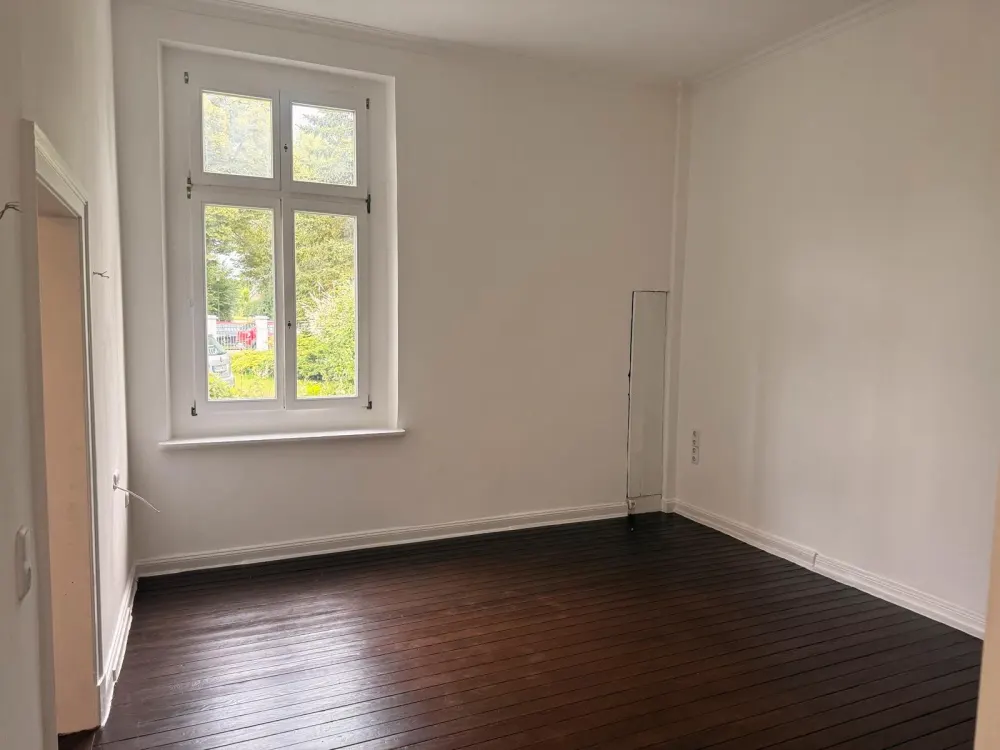 3,5 Zi Gutshaus Whg bei Rostock EBK, Ofenheizung, Terrasse Garten