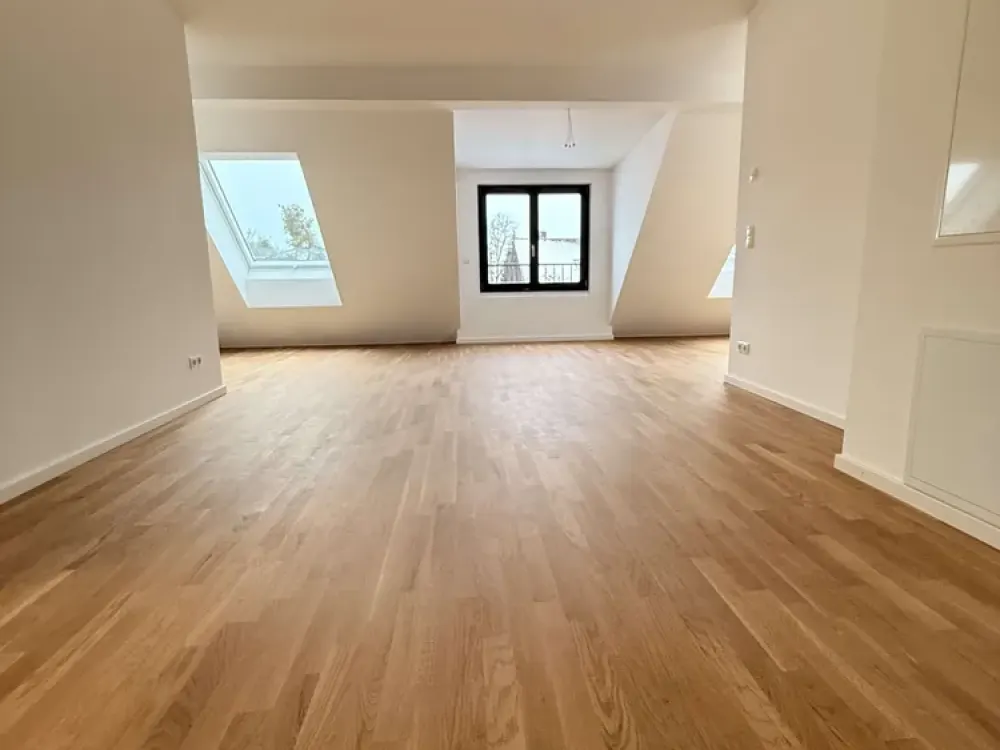 Gemütliche 2 Zimmer Dachgeschosswohnung zu vermieten