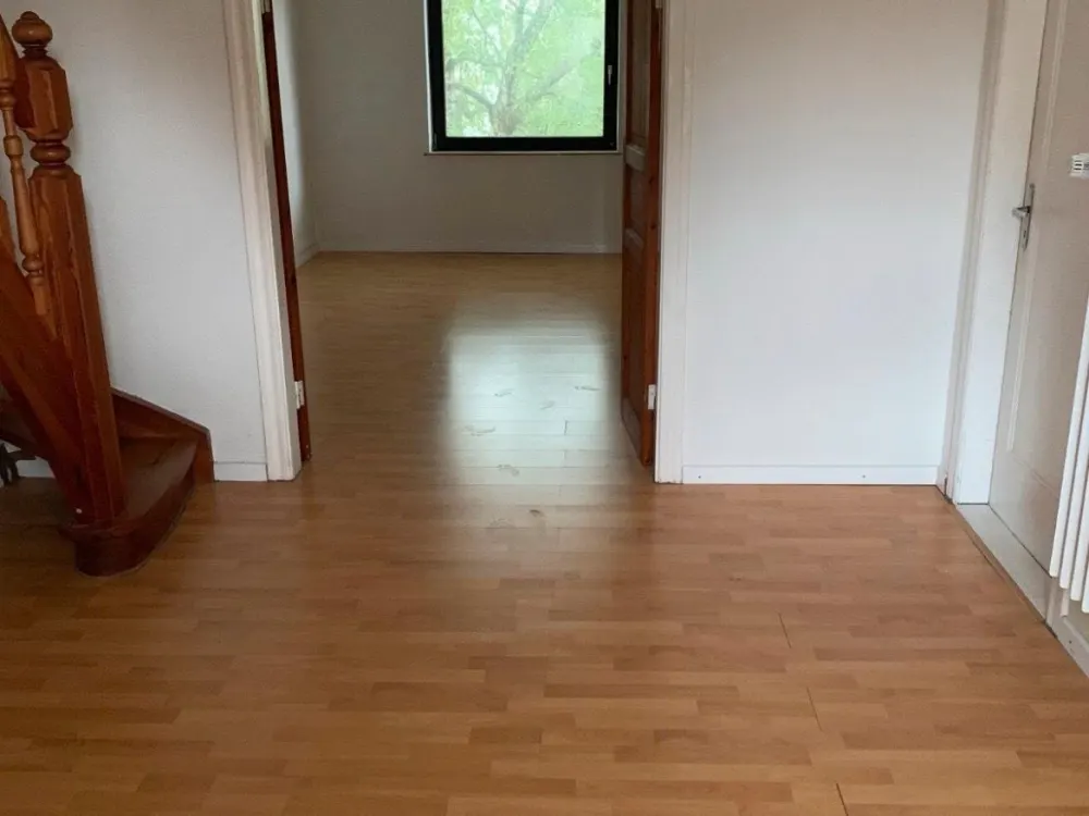 Renovierte Maisonette-Wohnung mit Balkon in der Bremer Neustadt