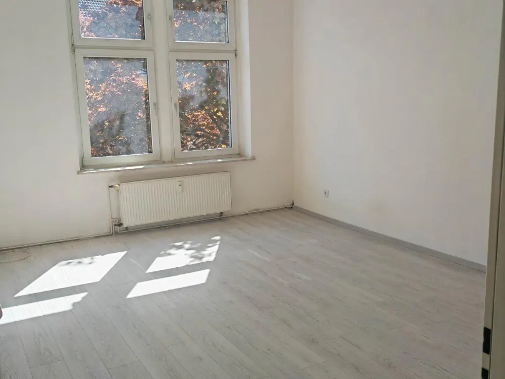 Wohnung - zu vermieten