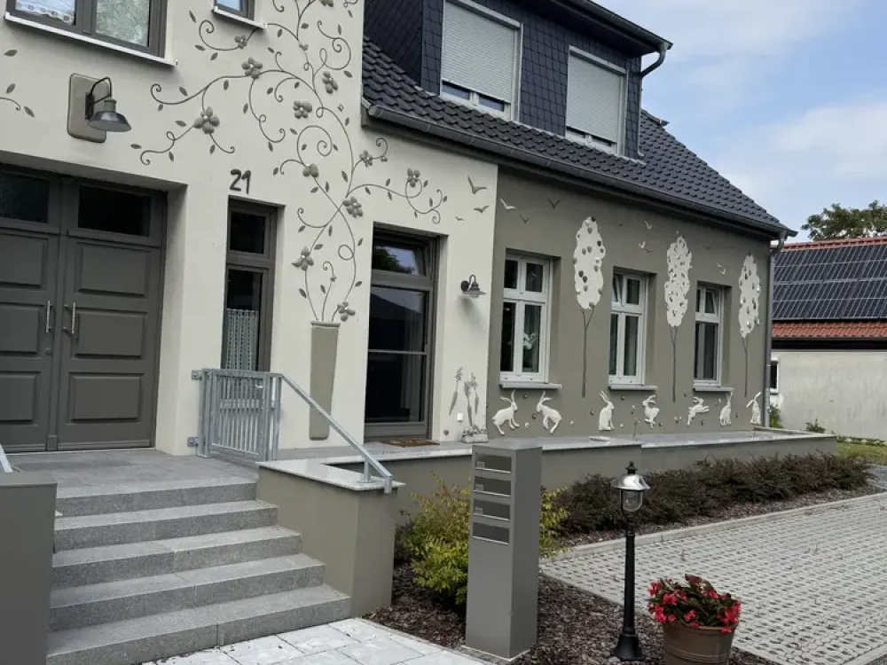 3-Room Apartment with Terrace and Fitted Kitchen