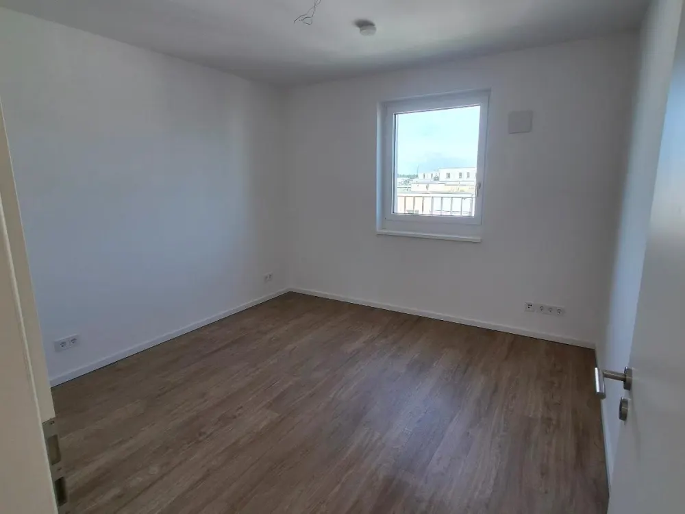 Ab SOFORT frei! Helle 3-Zimmer-Wohnung mit Balkon, barrierefreie Objektgestaltung, provisionsfrei