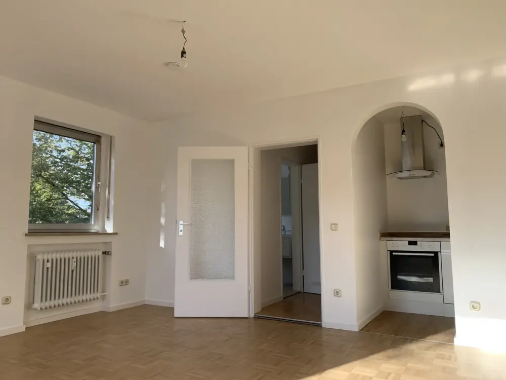 Kernsanierte 2-Zimmer-Maisonette-Wohnung mit gehobener Ausstattung