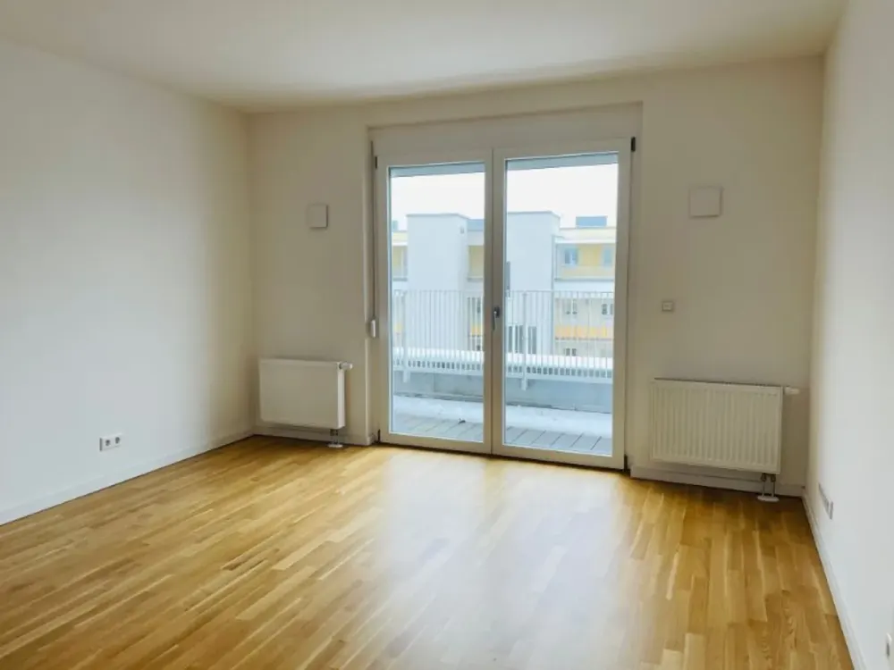 Modern 2-Room Apartment in Quiet Area - Takeover of Fitted Kitchen Possible