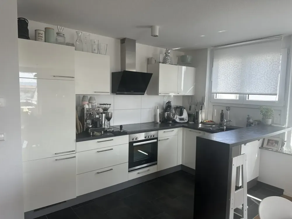 Moderne, sonnige 3 - Zimmer-Wohnung mit EBK