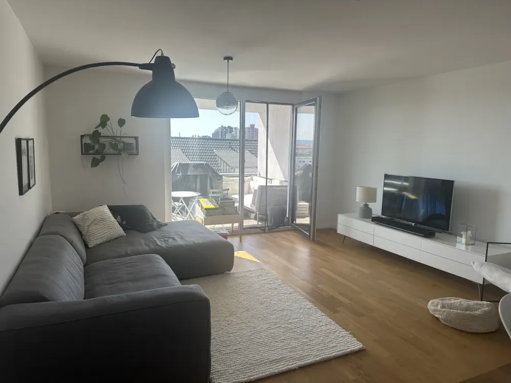 Moderne, sonnige 3 - Zimmer-Wohnung mit EBK