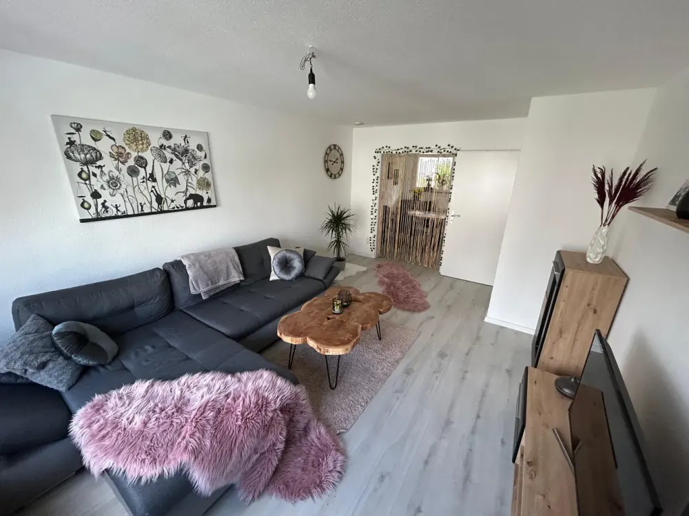 Moderne, sehr schöne 3,5 Zimmer-Wohnung mit Terrasse und Gartenanteil in Waiblingen