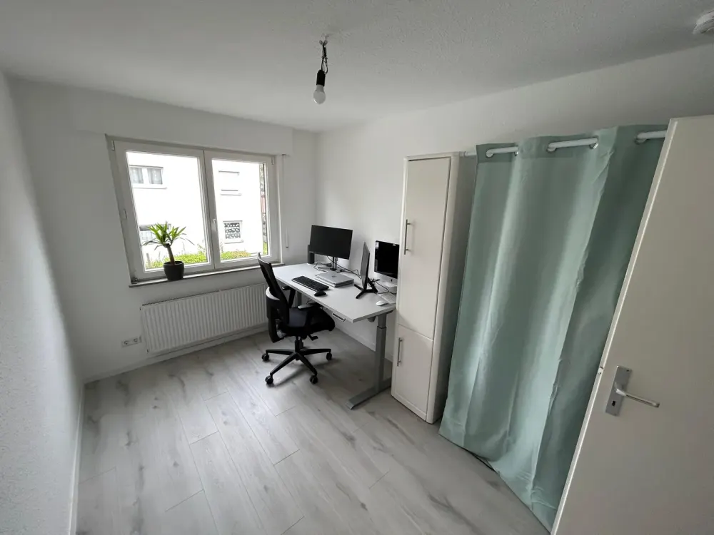 Moderne, sehr schöne 3,5 Zimmer-Wohnung mit Terrasse und Gartenanteil in Waiblingen