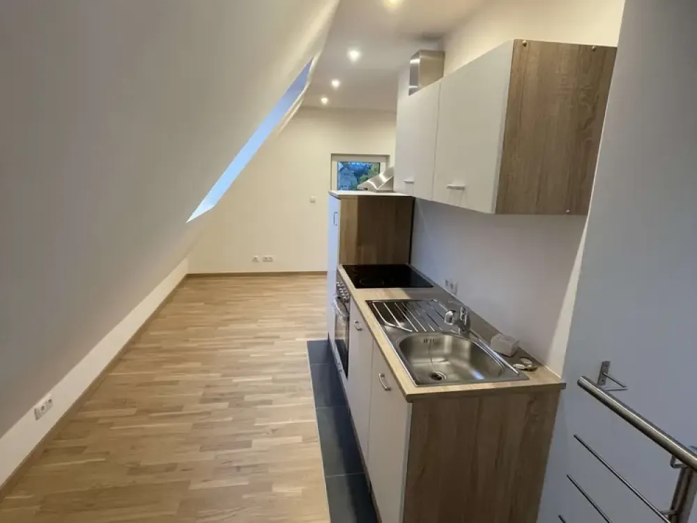 Schöne kleine 1 Zimmerwohnung mit EBK