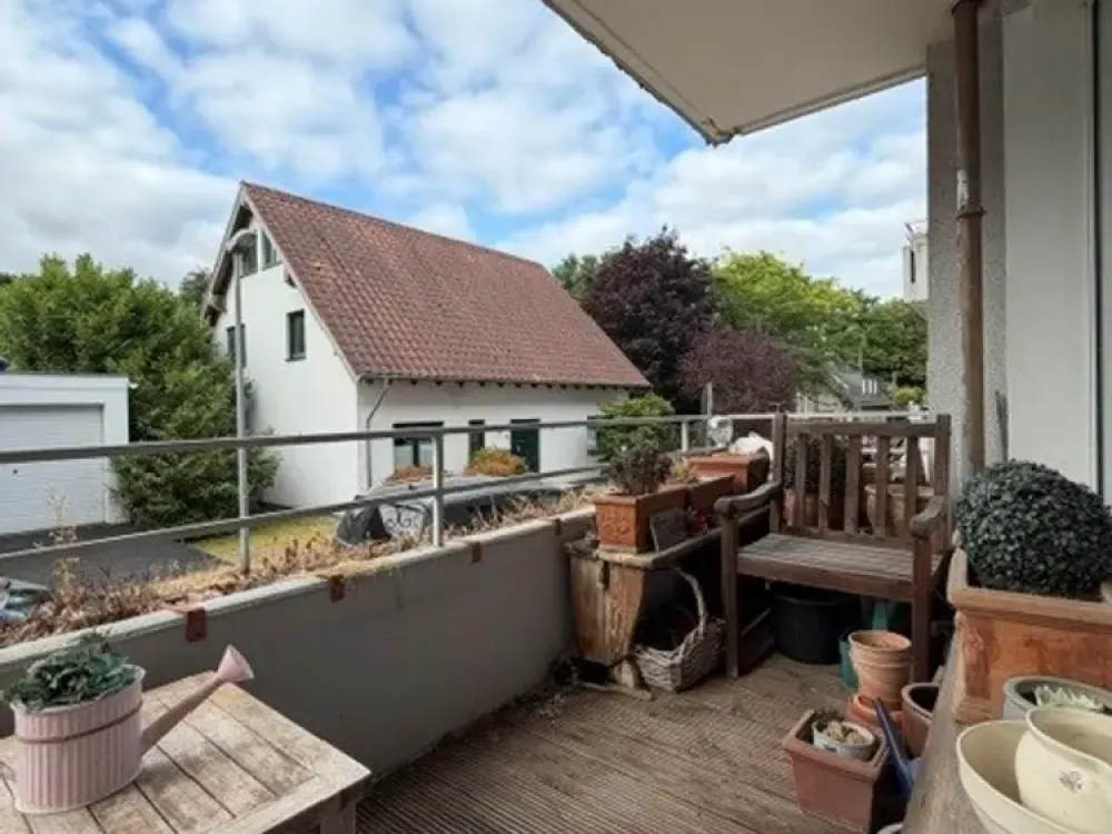 3-Room Apartment with Balcony near Urdenbacher Kämpe