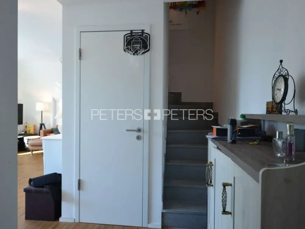 + Maisonette-Wohnung + Zwei Dachterrassen + EBK + Badewanne +