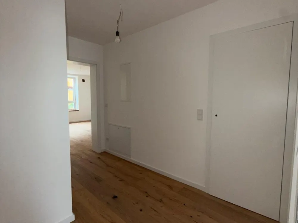 Moderne 2-Zimmer-Wohnung mit Balkon in zentraler Lage mit Premiumausstattung