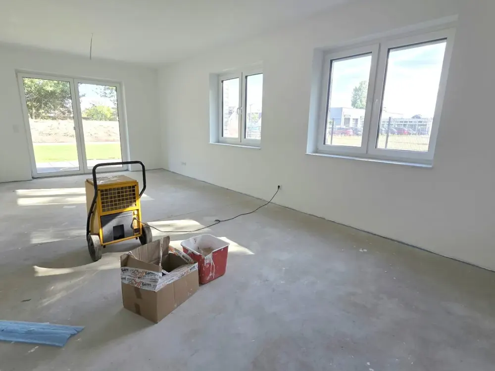 Stylish 3-Room New-Build Ground Floor Apartment with Garden!