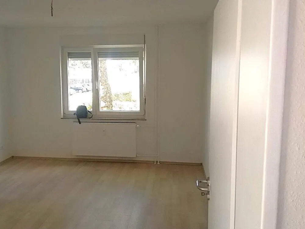 Charmante 3-ZKBB in Frankfurt / Griesheim - frisch kernsaniert