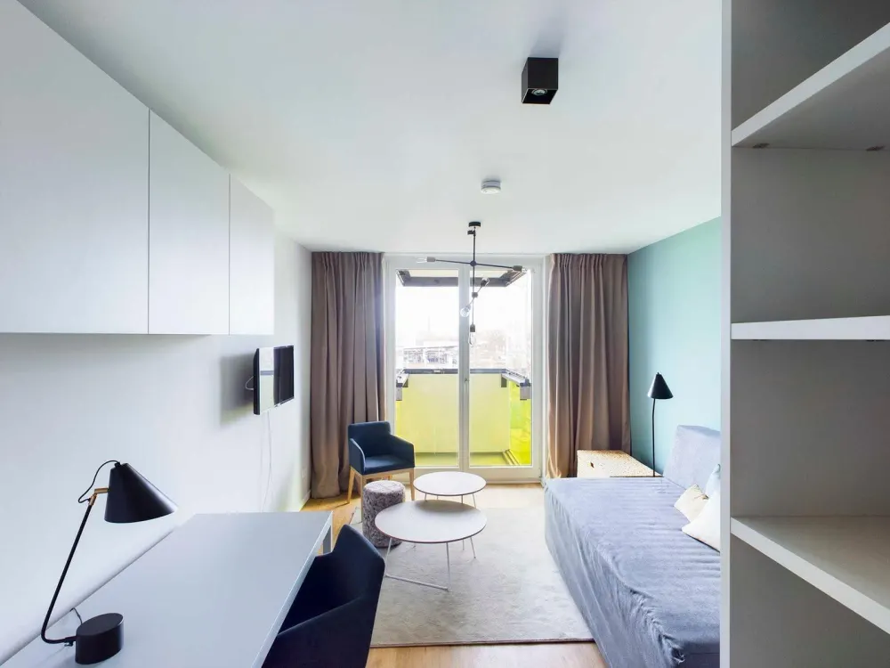 Mietrabatt - Möbliert 1 Zimmer Studio mit Aufzug und Balkon