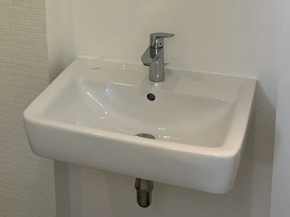 Single-Wohnung in historischem Herrenhaus