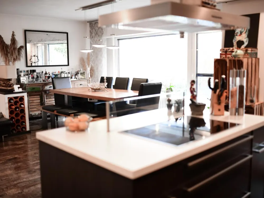 Komfortable 3-Zimmer-Maisonette-Wohnung mit eigenem Garten 2 Bädern und Balkon in Niederdorfelden