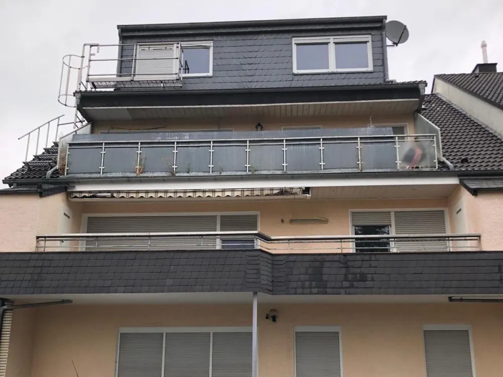 Großzügige 2-Zimmer-Wohnung mit Balkon, 108 m²
