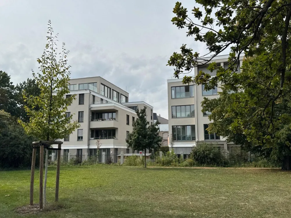 2026-20 Exclusive 4-Room New-Build Apartment with Winter Garden, High-Quality Features and Underground Parking Space in Prime City Centre Location