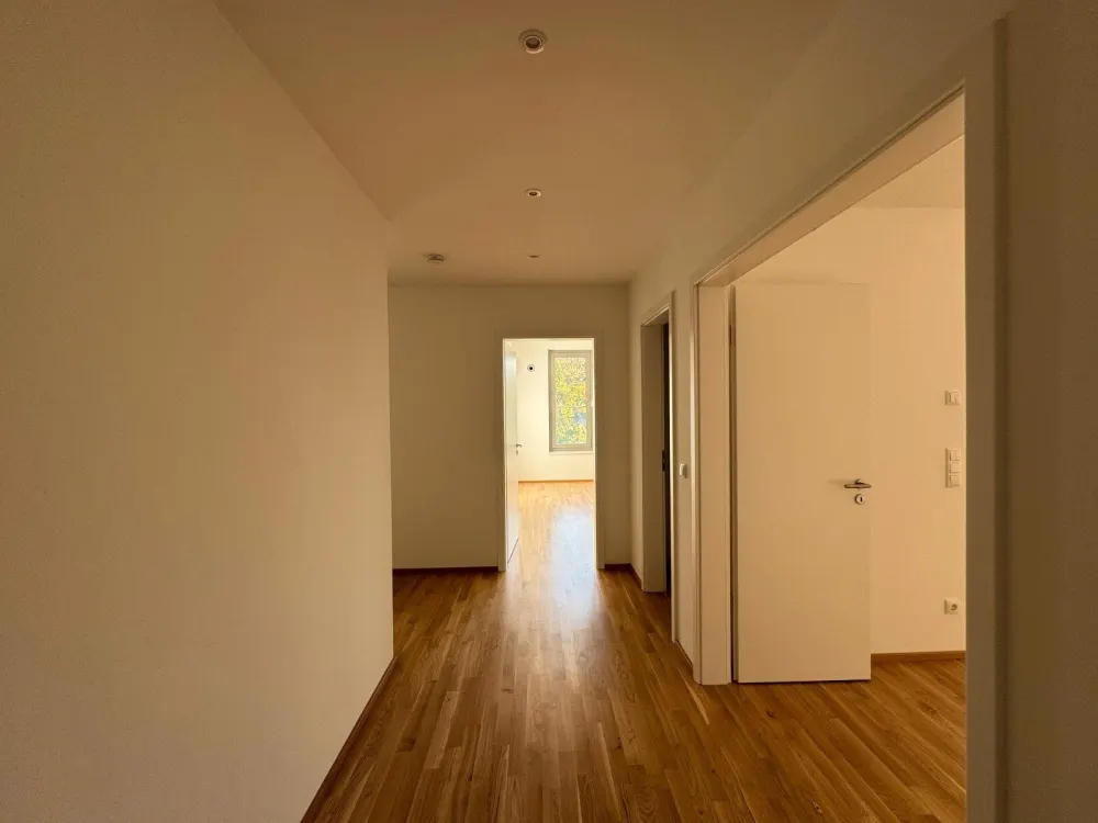 2026-20 Exclusive 4-Room New-Build Apartment with Winter Garden, High-Quality Features and Underground Parking Space in Prime City Centre Location