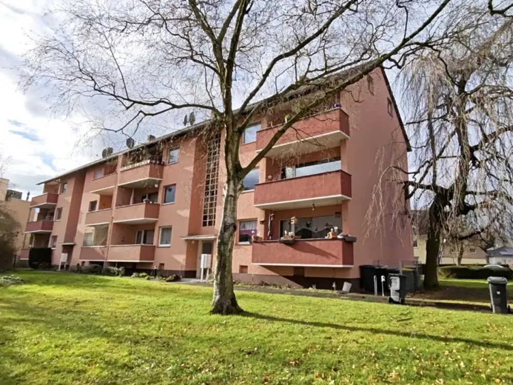 3 Zimmerwohnung mit Balkon in Porz Wahnheide