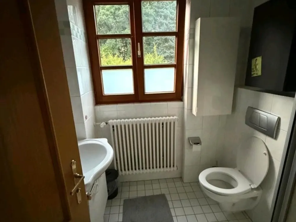 Schönes WG Zimmer in großem Haus in München-Untermenzing