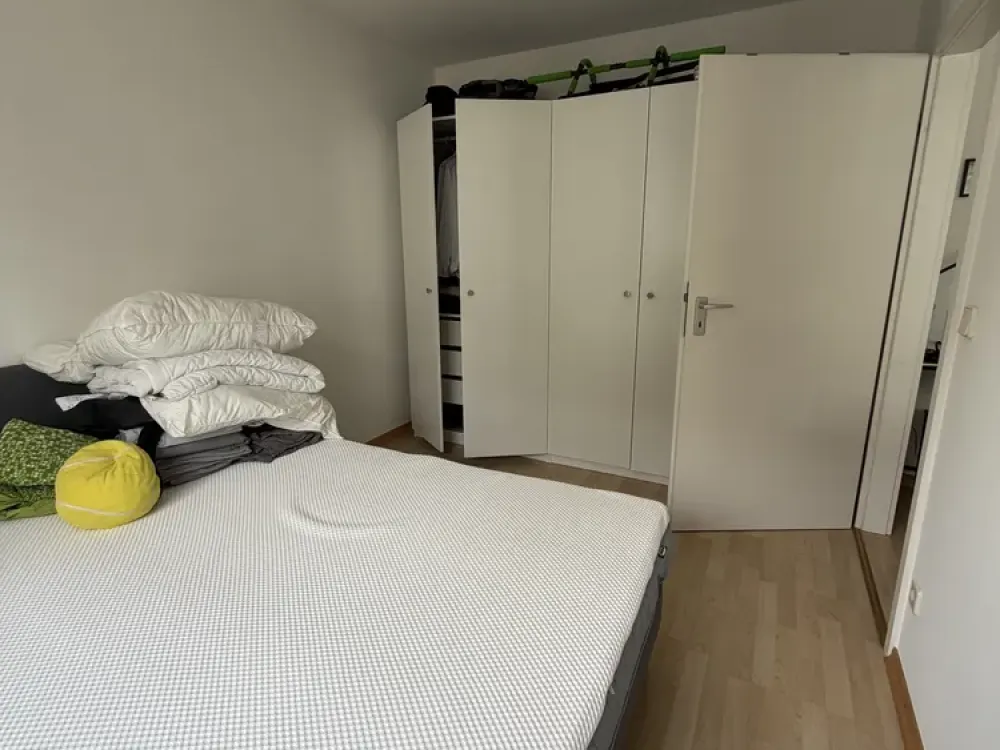 Charmante, zentrale 2-Zi-Whg mit EBK / Charming, centrally located 2-room flat