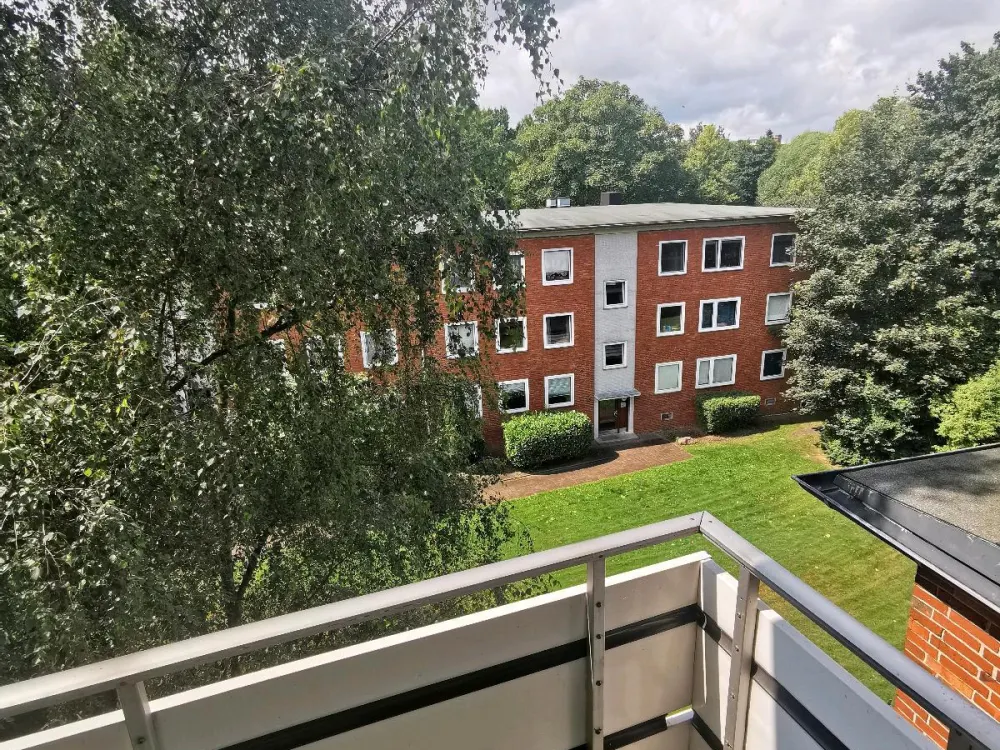 50qm Wohnung mit Balkon,3min von U1 Alter Teichweg,tolle Nachbarn