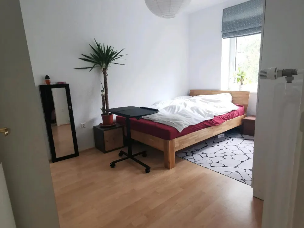 50qm Wohnung mit Balkon,3min von U1 Alter Teichweg,tolle Nachbarn