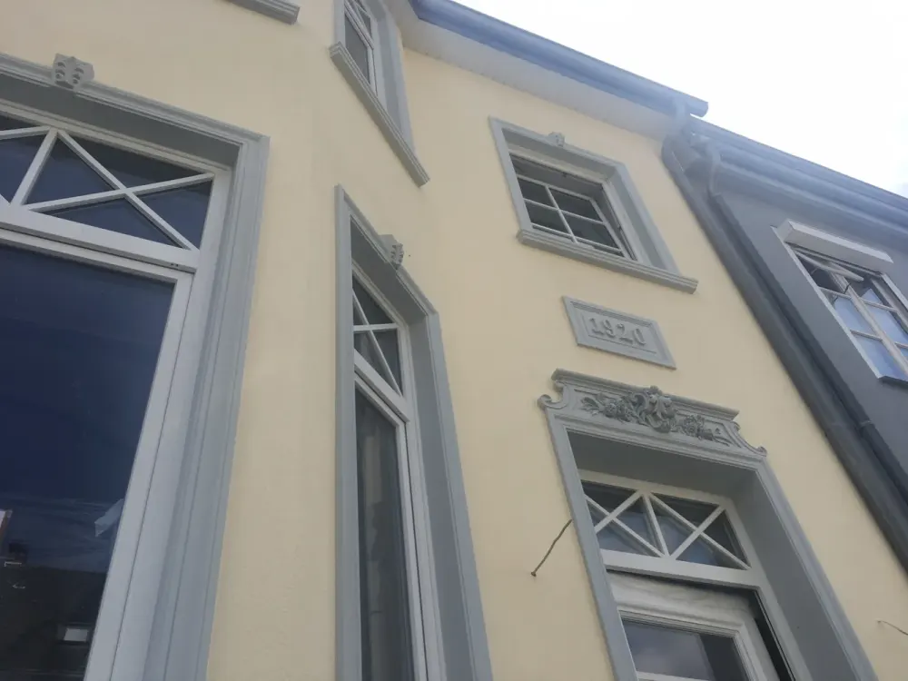 Peterswerder: 2 Zi., wunderschön renoviertes Altbremer Haus, Wohnung im Industrial Style