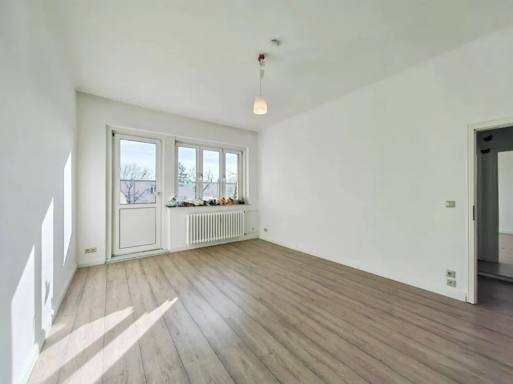 Unbefristeter Mietvertrag - Familienfreundliche 5-Zi-Dachgeschosswohnung mit 2 Balkonen in Steglitz!