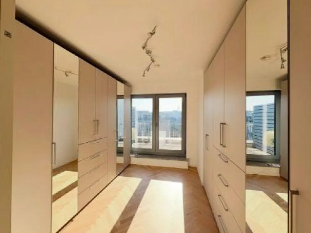 Hochwertige 4-Zimmer-Wohnung in 81245 München (ID 1600)