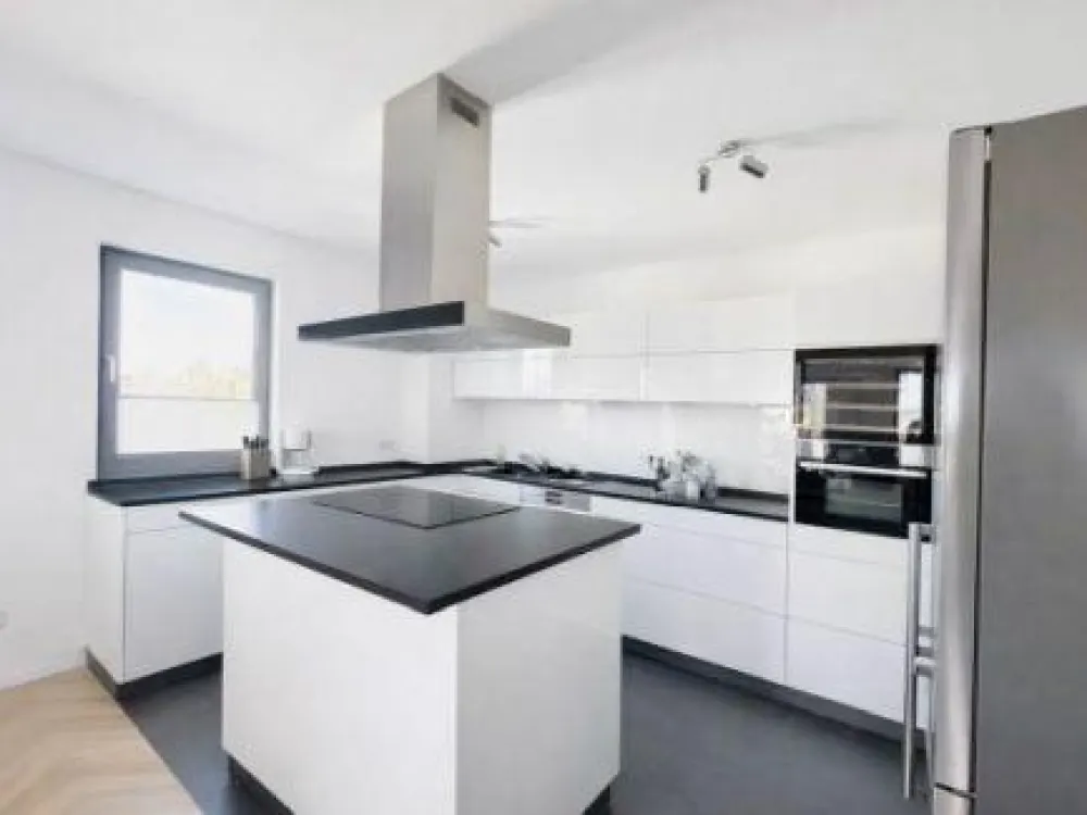 Hochwertige 4-Zimmer-Wohnung in 81245 München (ID 1600)